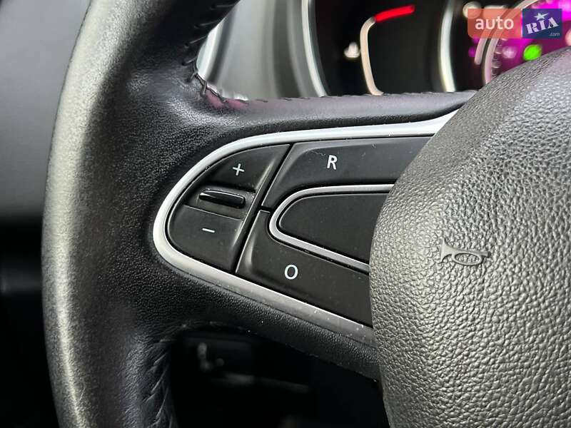 Минивэн Renault Scenic 2017 в Киеве