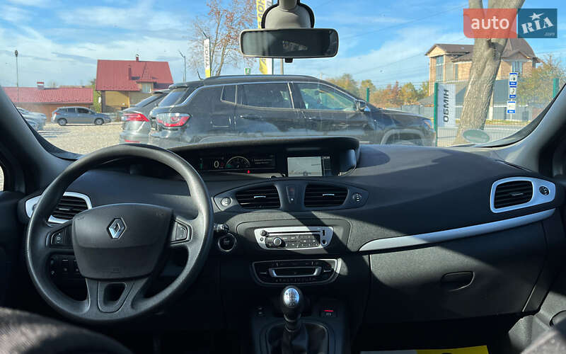 Мінівен Renault Scenic 2015 в Коломиї