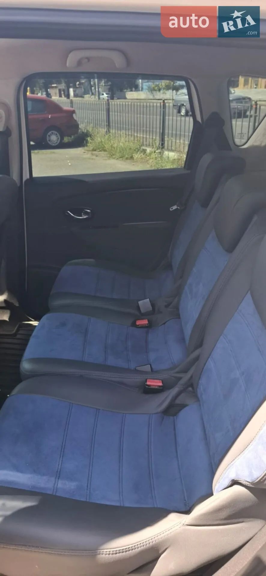 2014 Renault Scenic - мініатюра 2