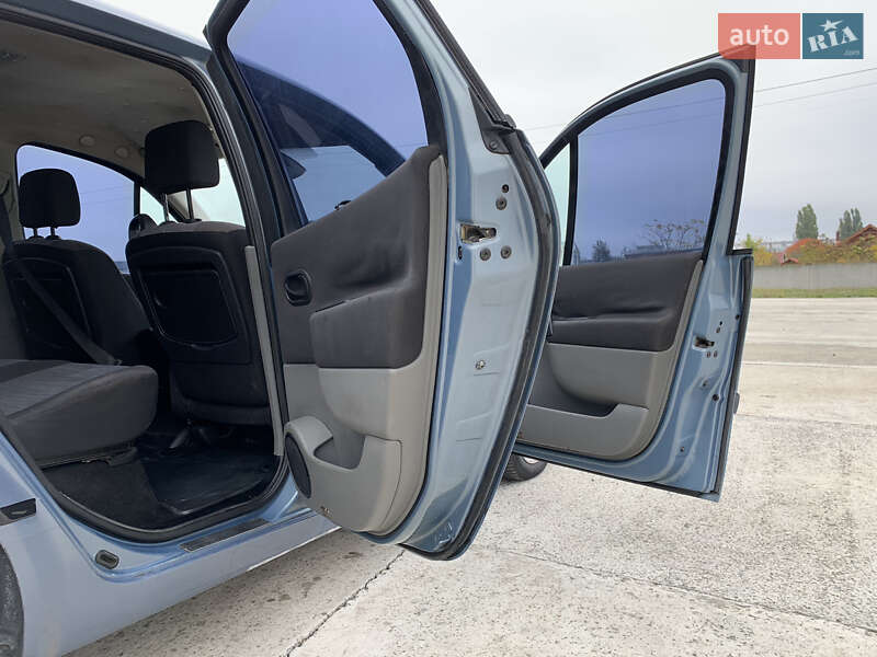 Минивэн Renault Scenic 2004 в Белой Церкви фото 11 Минивэн Renault Scenic 2004 в Белой Церкви