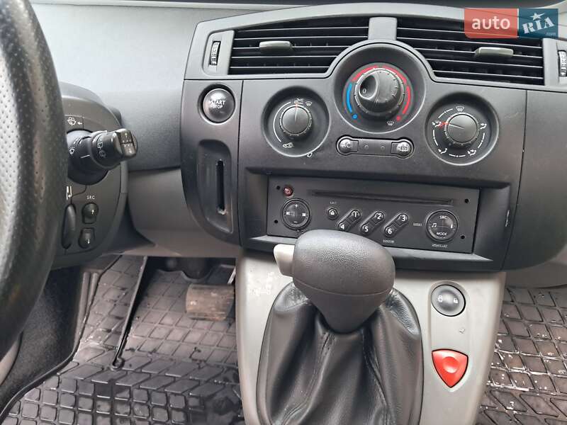 Минивэн Renault Scenic 2006 в Черновцах