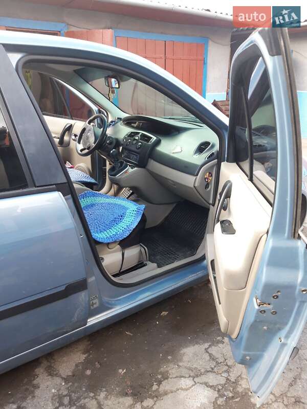 Минивэн Renault Scenic 2006 в Ровно