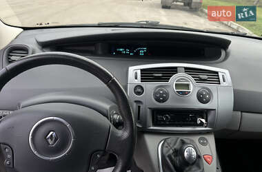 Мінівен Renault Scenic 2006 в  фото 18 Мінівен Renault Scenic 2006 в
