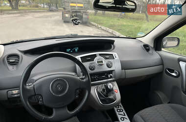 Мінівен Renault Scenic 2006 в  фото 23 Мінівен Renault Scenic 2006 в