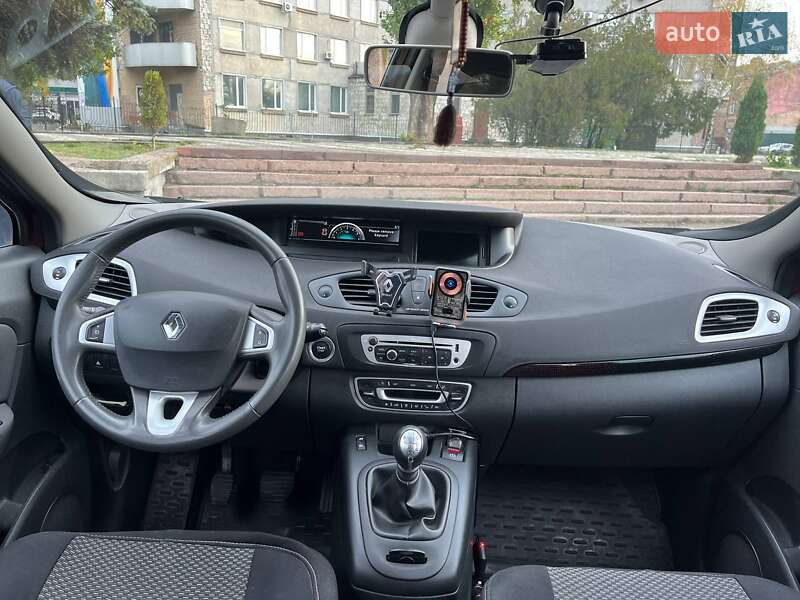 Минивэн Renault Scenic 2012 в Кропивницком