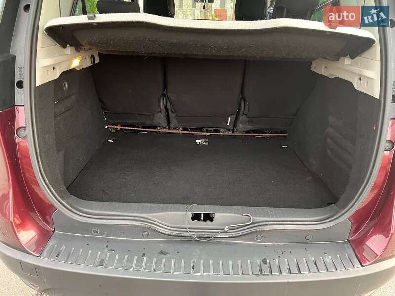 Минивэн Renault Scenic 2012 в Кропивницком