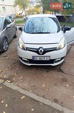 Мінівен Renault Scenic 2015 в  фото 5 Мінівен Renault Scenic 2015 в