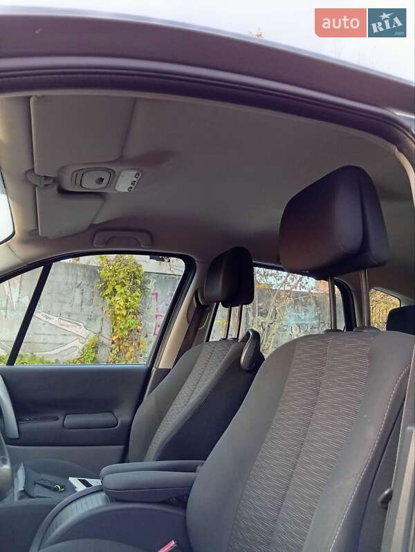 Мінівен Renault Scenic 2008 в Полтаві фото 18 Мінівен Renault Scenic 2008 в Полтаві