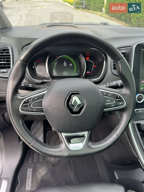 Минивэн Renault Scenic 2016 в Хмельницком