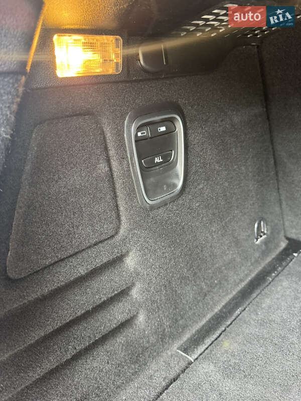 Минивэн Renault Scenic 2016 в Хмельницком