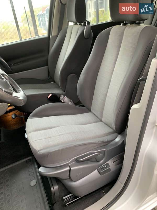Минивэн Renault Scenic 2006 в Виннице фото 50 Минивэн Renault Scenic 2006 в Виннице