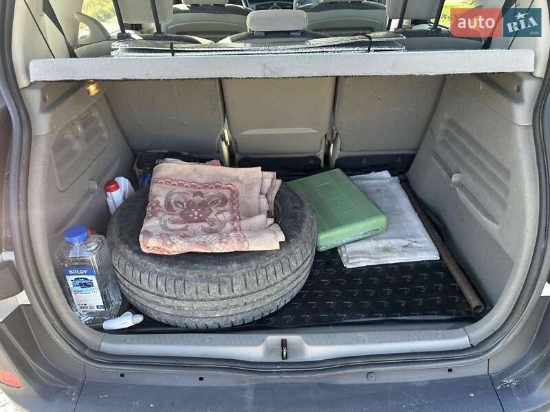 Минивэн Renault Scenic 2005 в Калуше фото 13 Минивэн Renault Scenic 2005 в Калуше