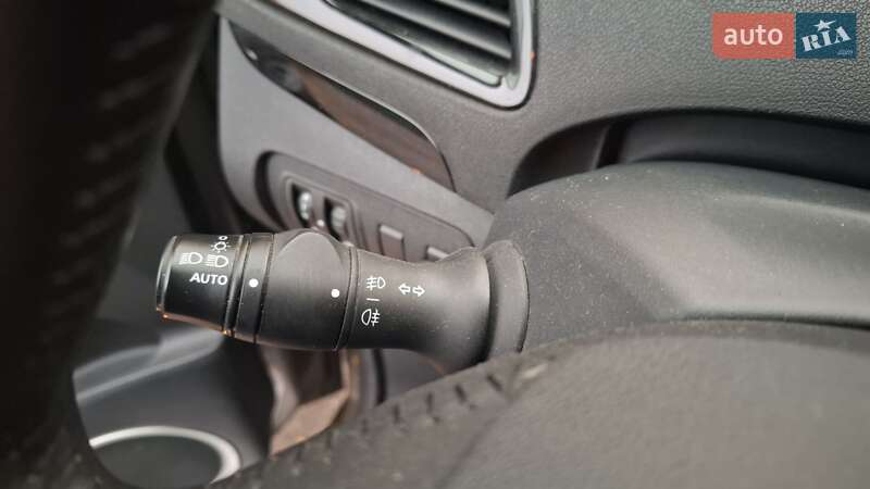 Мінівен Renault Scenic 2011 в Києві фото 9 Мінівен Renault Scenic 2011 в Києві