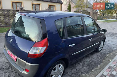 Минивэн Renault Scenic 2005 в  фото 10 Минивэн Renault Scenic 2005 в