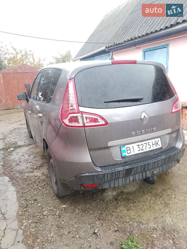 Мінівен Renault Scenic 2010 в Полтаві