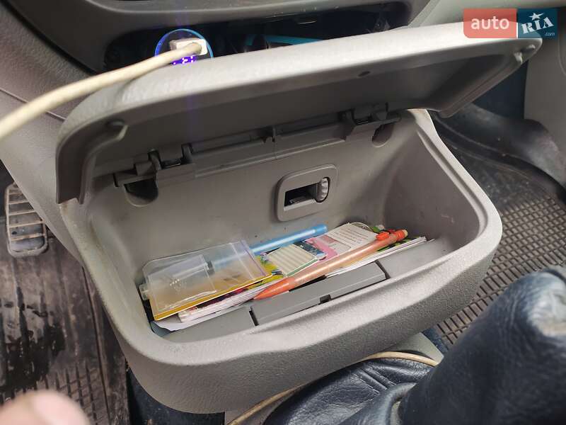 Минивэн Renault Scenic 2000 в Ровно