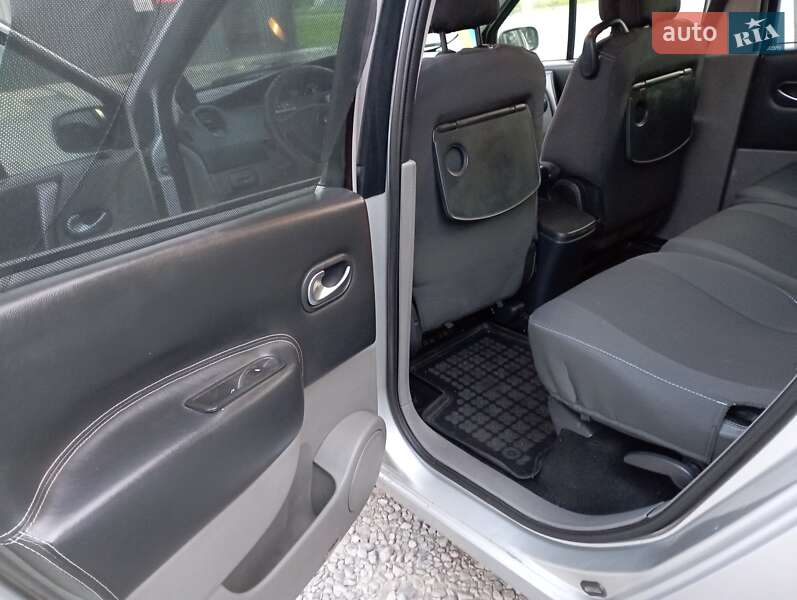 Мінівен Renault Scenic 2005 в Старокостянтинові фото 6 Мінівен Renault Scenic 2005 в Старокостянтинові
