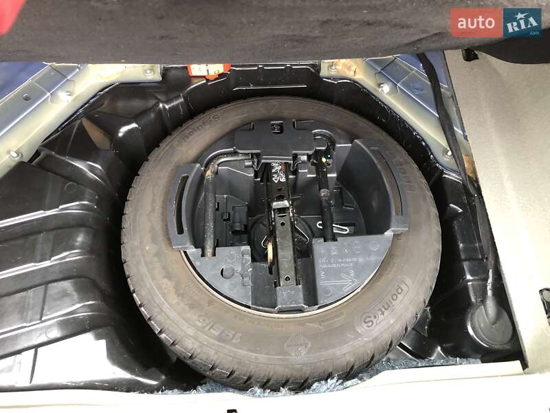 Минивэн Renault Scenic 2005 в Красилове фото 55 Минивэн Renault Scenic 2005 в Красилове