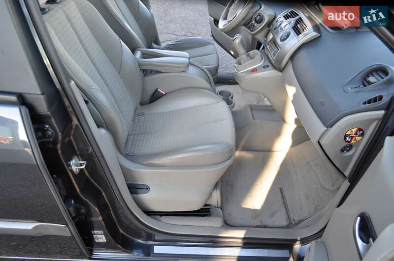 Минивэн Renault Scenic 2004 в Киеве фото 56 Минивэн Renault Scenic 2004 в Киеве