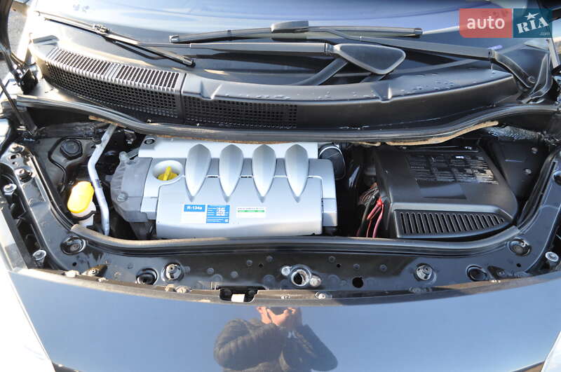 Минивэн Renault Scenic 2004 в Киеве фото 64 Минивэн Renault Scenic 2004 в Киеве