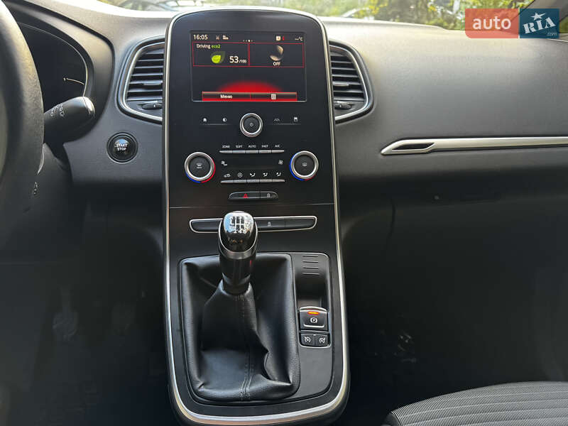 Мінівен Renault Scenic 2017 в Чернівцях фото 11 Мінівен Renault Scenic 2017 в Чернівцях