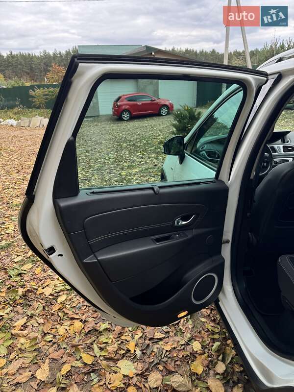 Мінівен Renault Scenic 2013 в Львові