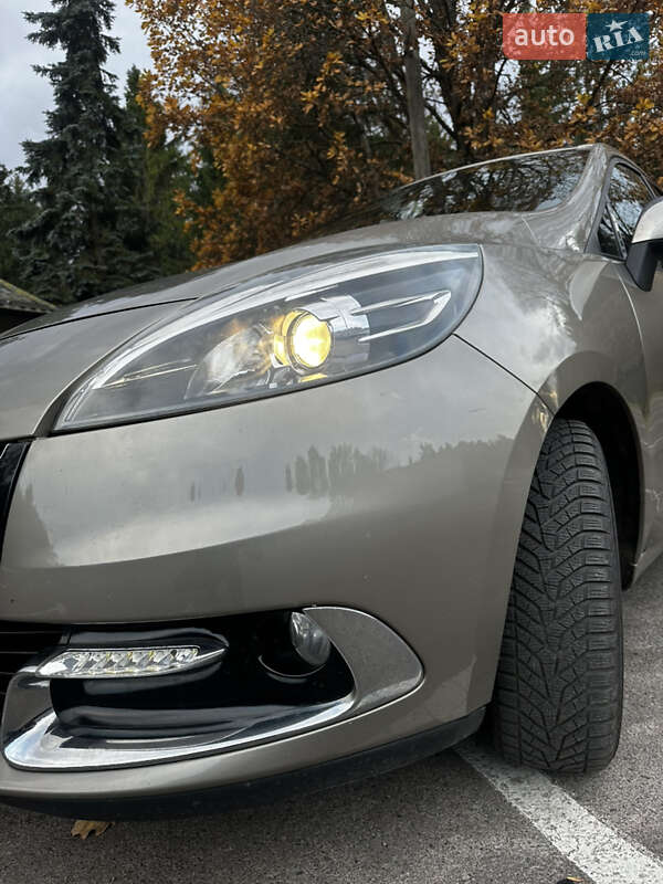Минивэн Renault Scenic 2012 в Ровно фото 10 Минивэн Renault Scenic 2012 в Ровно