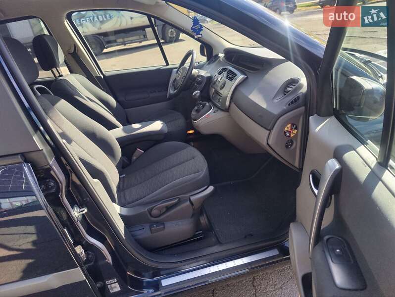 Мінівен Renault Scenic 2007 в Луцьку