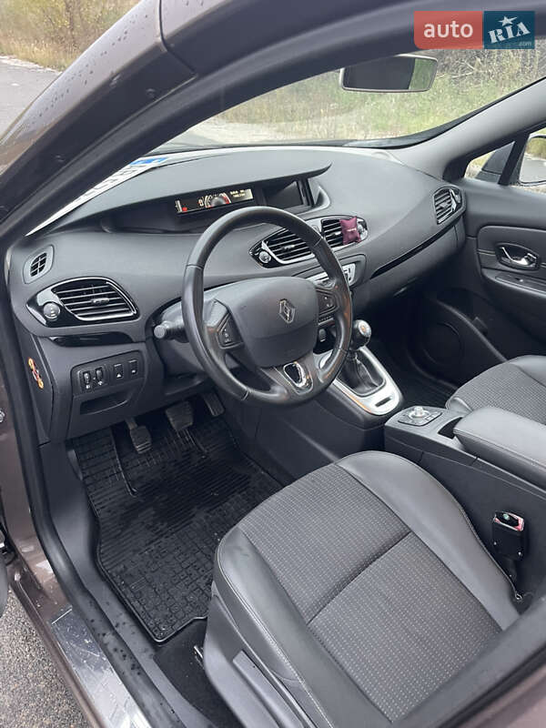 Мінівен Renault Scenic 2014 в Києві фото 6 Мінівен Renault Scenic 2014 в Києві