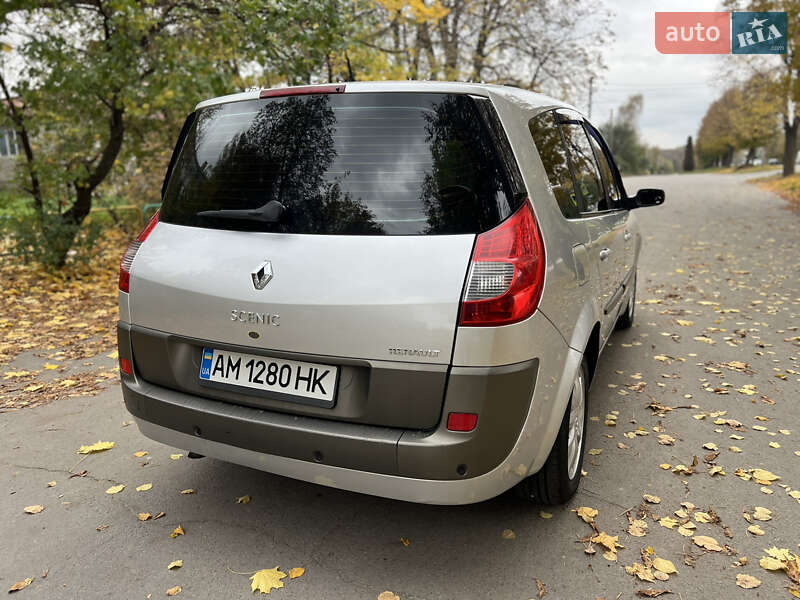 Минивэн Renault Scenic 2007 в Звягеле