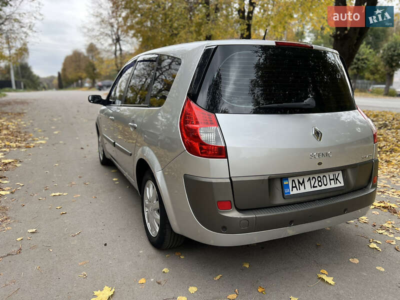 Минивэн Renault Scenic 2007 в Звягеле