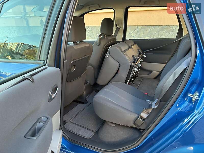 Мінівен Renault Scenic 2006 в Луцьку фото 30 Мінівен Renault Scenic 2006 в Луцьку