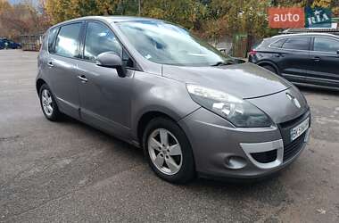 Минивэн Renault Scenic 2011 в Чернигове