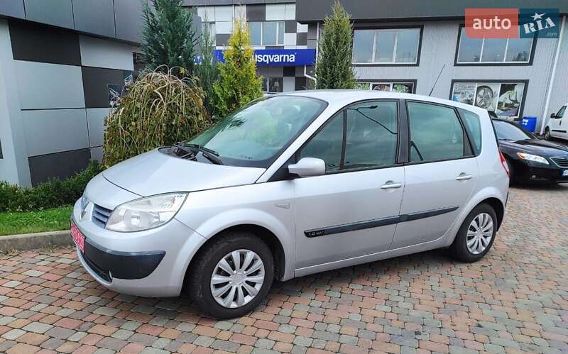 Минивэн Renault Scenic 2005 в Сарнах
