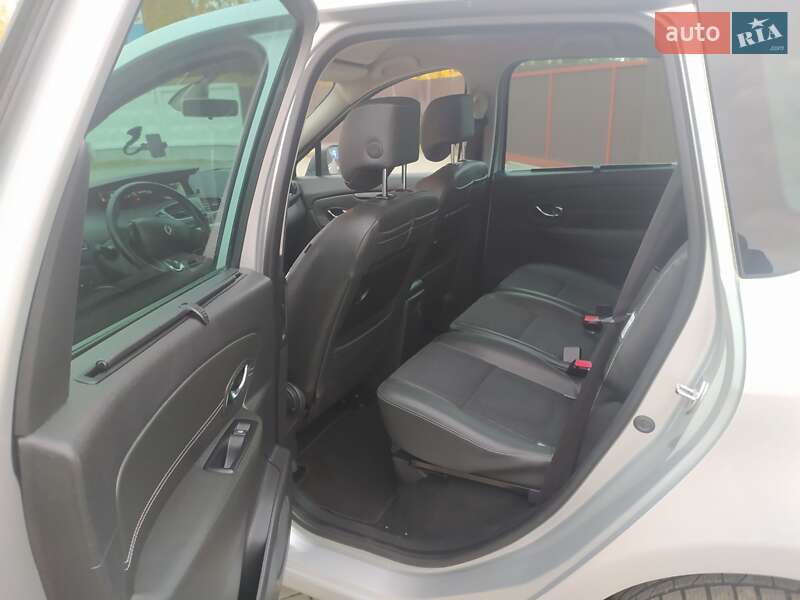 Минивэн Renault Scenic 2013 в Рожище