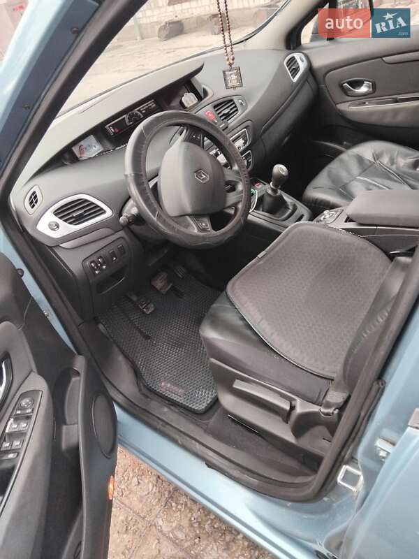 Мінівен Renault Scenic 2009 в Львові фото 10 Мінівен Renault Scenic 2009 в Львові