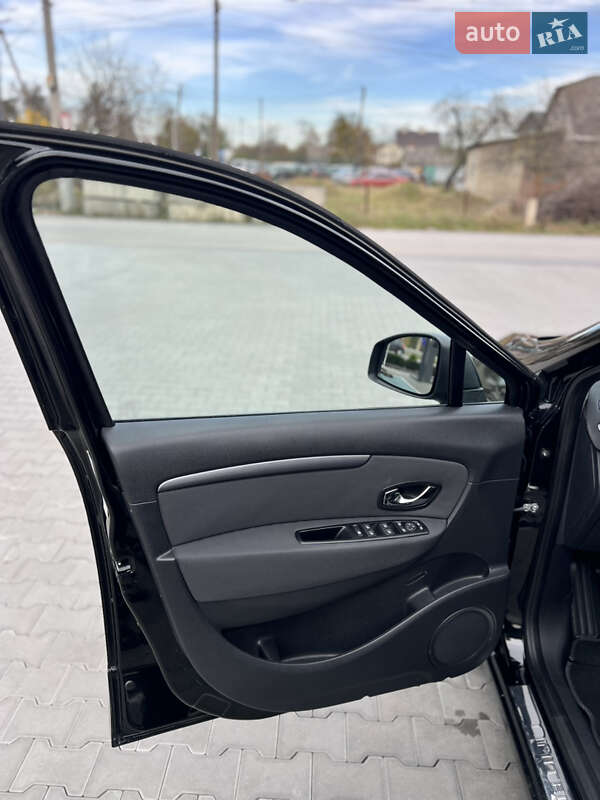 Минивэн Renault Scenic 2015 в Виннице