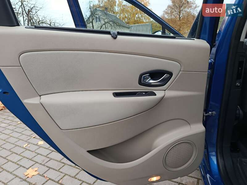 Минивэн Renault Scenic 2010 в Радивилове