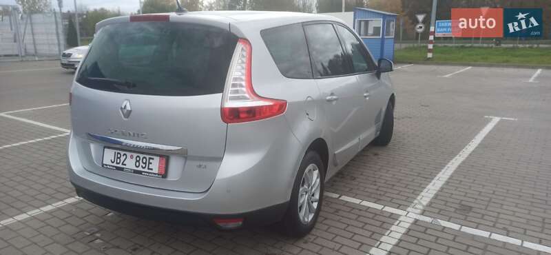Мінівен Renault Scenic 2014 в Дубні