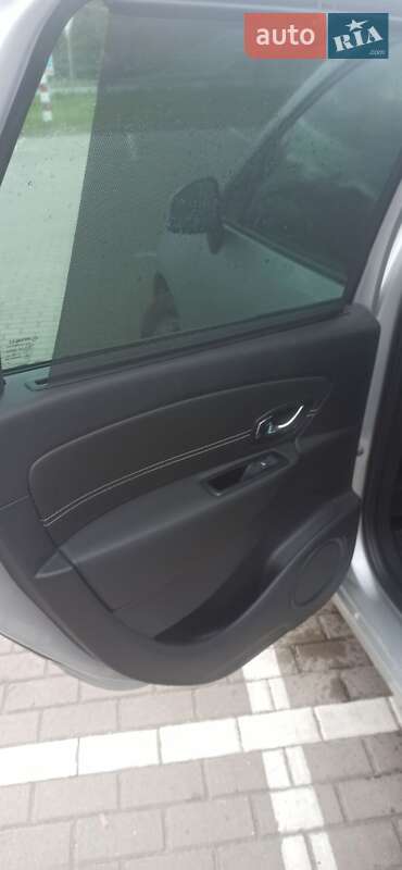 Мінівен Renault Scenic 2014 в Дубні