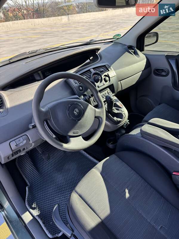 Мінівен Renault Scenic 2004 в Тернополі