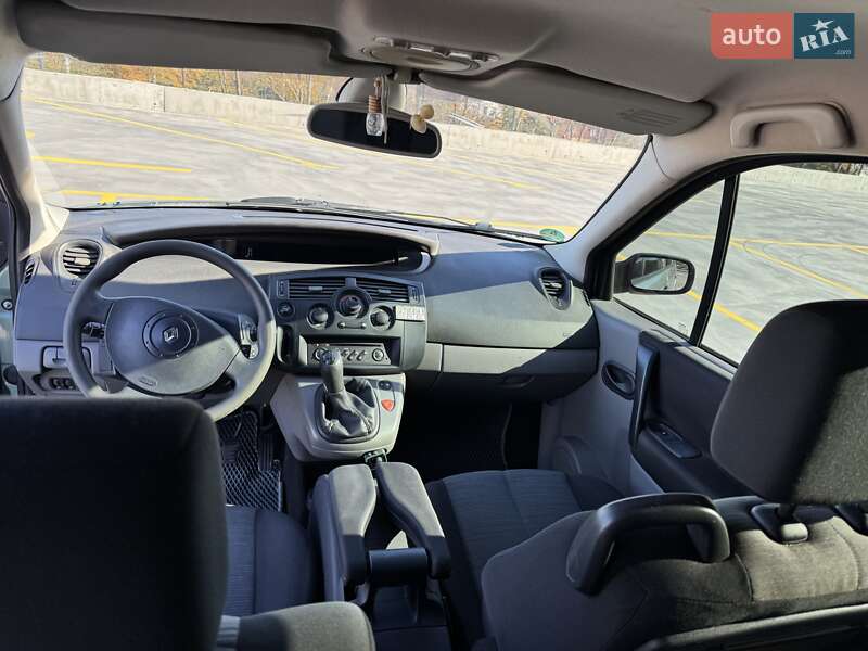 Мінівен Renault Scenic 2004 в Тернополі