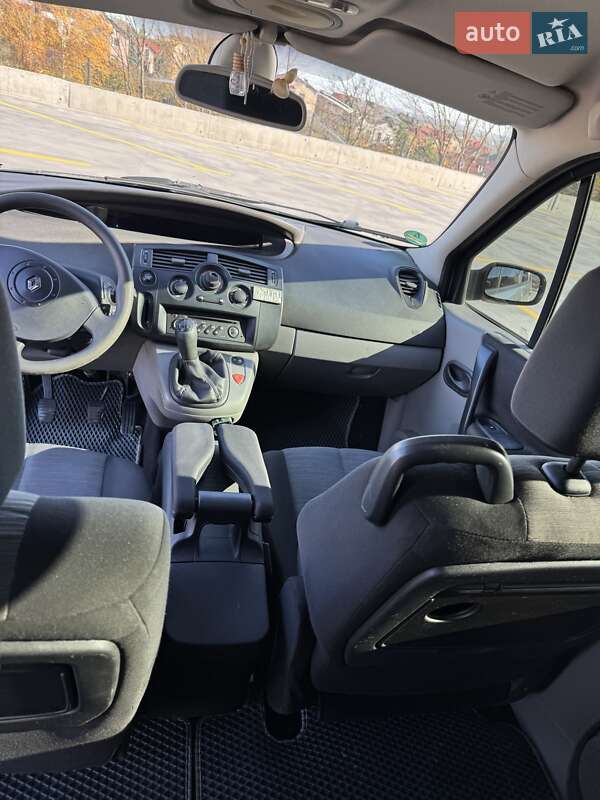 Мінівен Renault Scenic 2004 в Тернополі