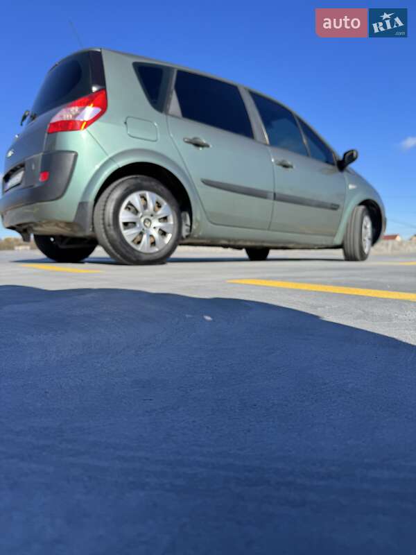 Мінівен Renault Scenic 2004 в Тернополі