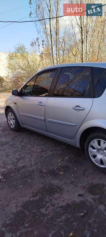 Минивэн Renault Scenic 2008 в Калиновке