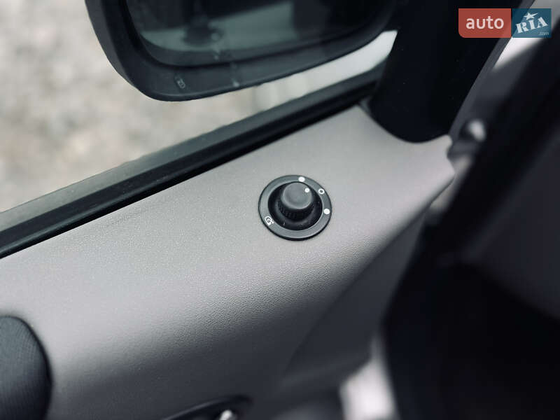 Минивэн Renault Scenic 2008 в Полтаве