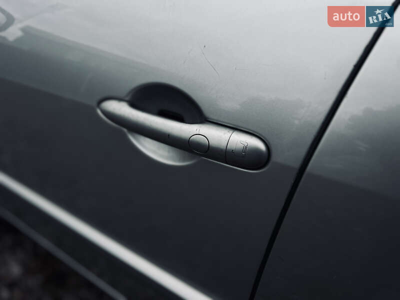 Минивэн Renault Scenic 2008 в Полтаве