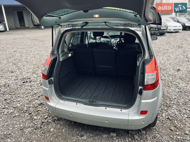 Минивэн Renault Scenic 2008 в Полтаве