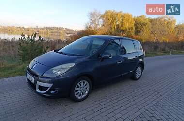 Минивэн Renault Scenic 2009 в Ровно