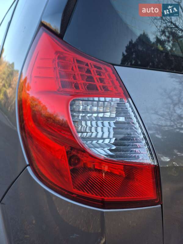 Минивэн Renault Scenic 2008 в Ровно фото 13 Минивэн Renault Scenic 2008 в Ровно